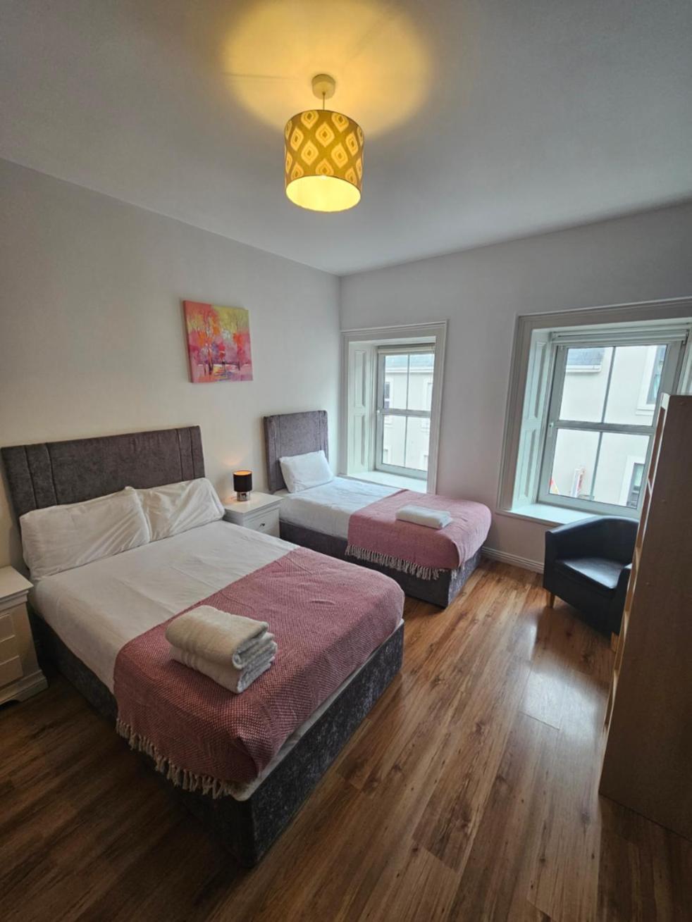 Appartement Latin Quarter Townhouse à Galway Extérieur photo