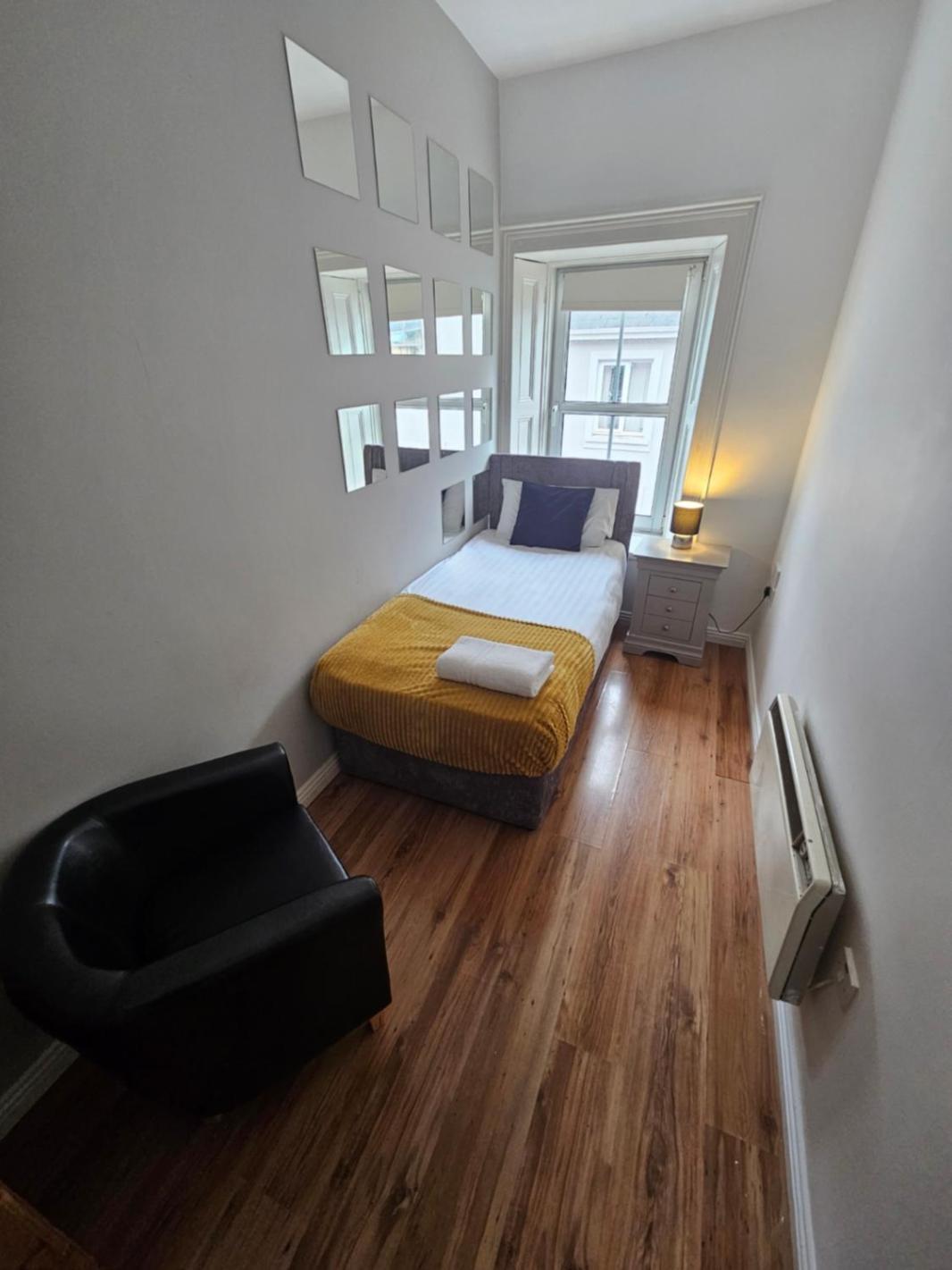 Appartement Latin Quarter Townhouse à Galway Extérieur photo